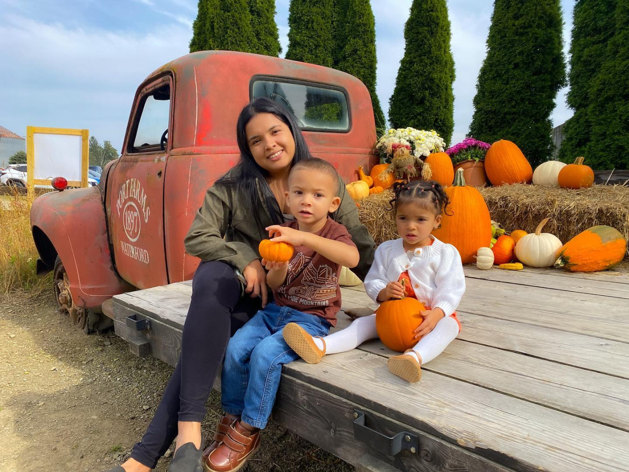 family with PF truckdeyseg311