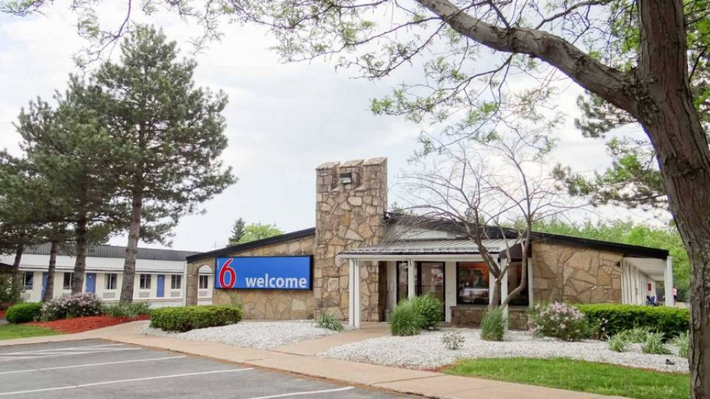 motel 6