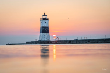 north pier sunrise 814 photo resize