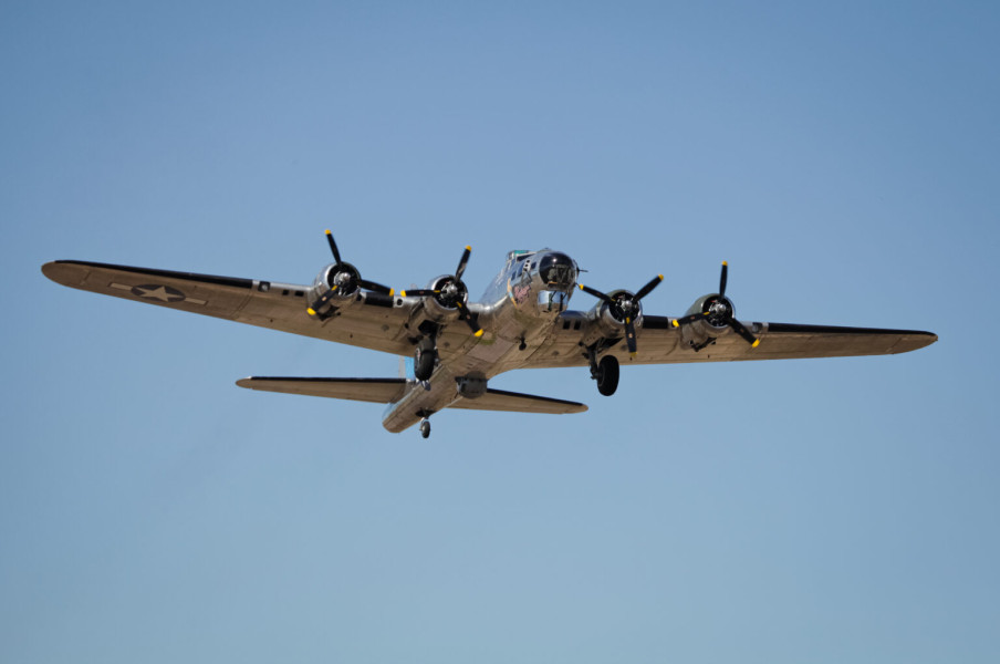 Flying Legends of Victory Warbird Tour